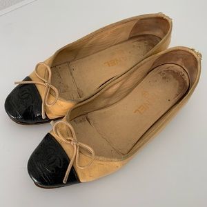 *FINAL SALE* 100% Authentic - Chanel Flats